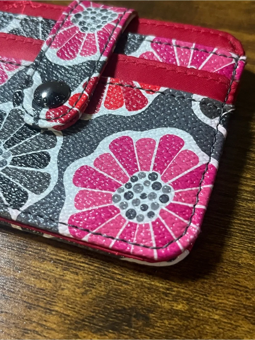 EUC Vera Bradley Cheery Blossoms Card Holder ID Case Keychain